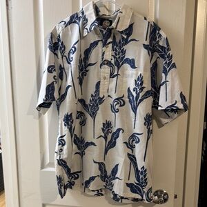 Reyn Spooner Blue and White Casual Button Down Shirt